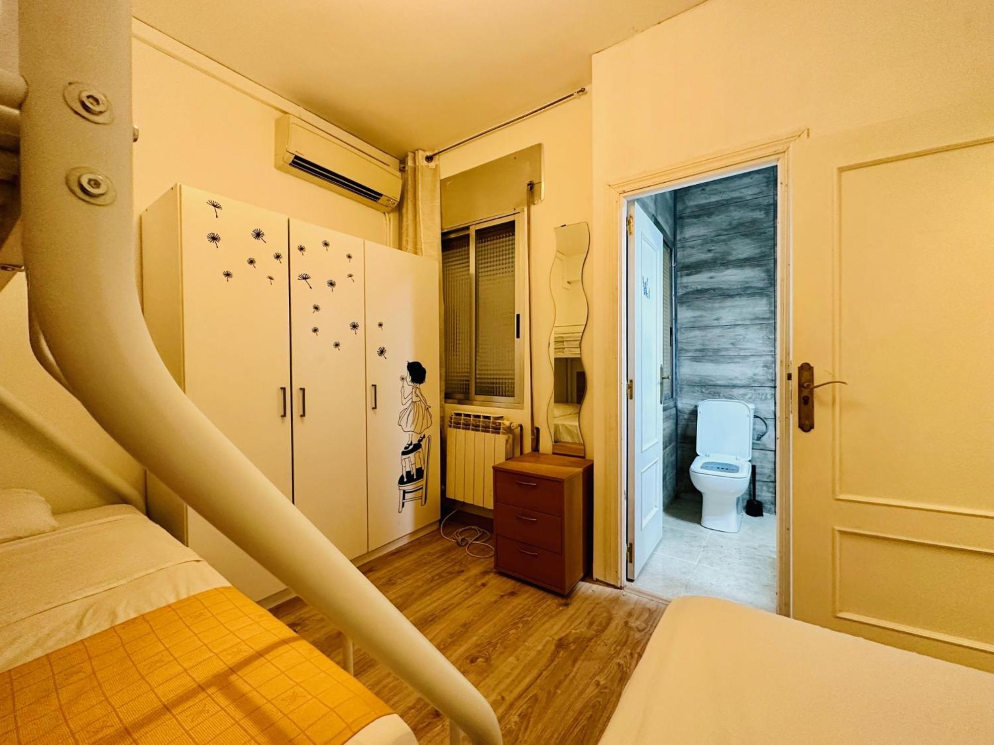 Punta Me Rooms In Madrid Downtown Exterior photo