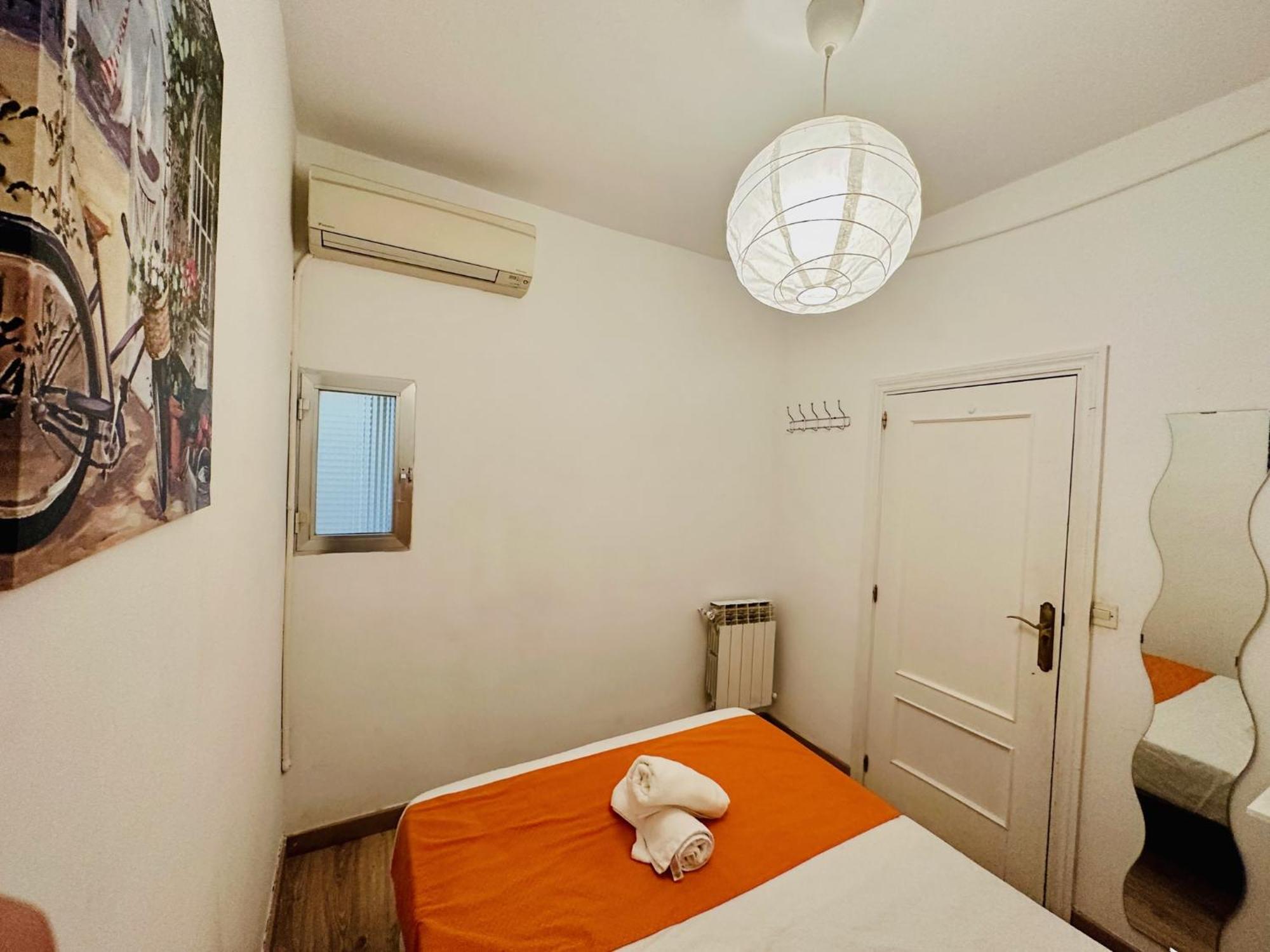 Punta Me Rooms In Madrid Downtown Exterior photo